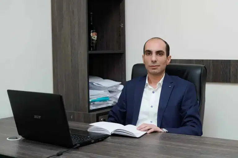 Էդգար Այվազյան